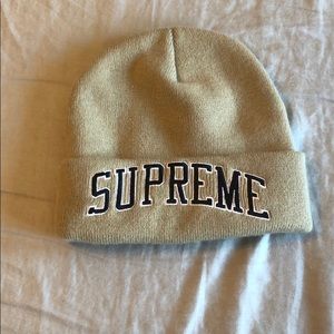 Supreme raiders beanie
